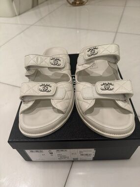 CHANEL Interlocking CC Logo Leather Slingback Sandals